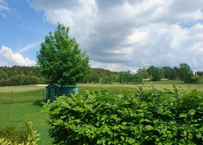 Loch Nr.5 Villa Litschau